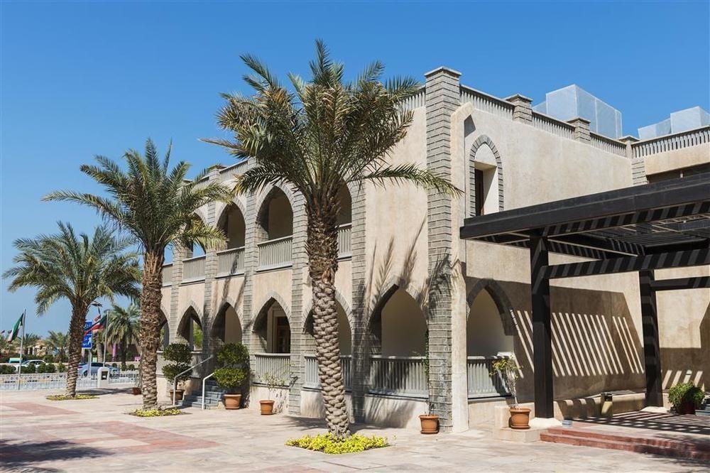 Sheraton Kuwait, A Luxury Collection Hotel, Kuwait City Exterior photo