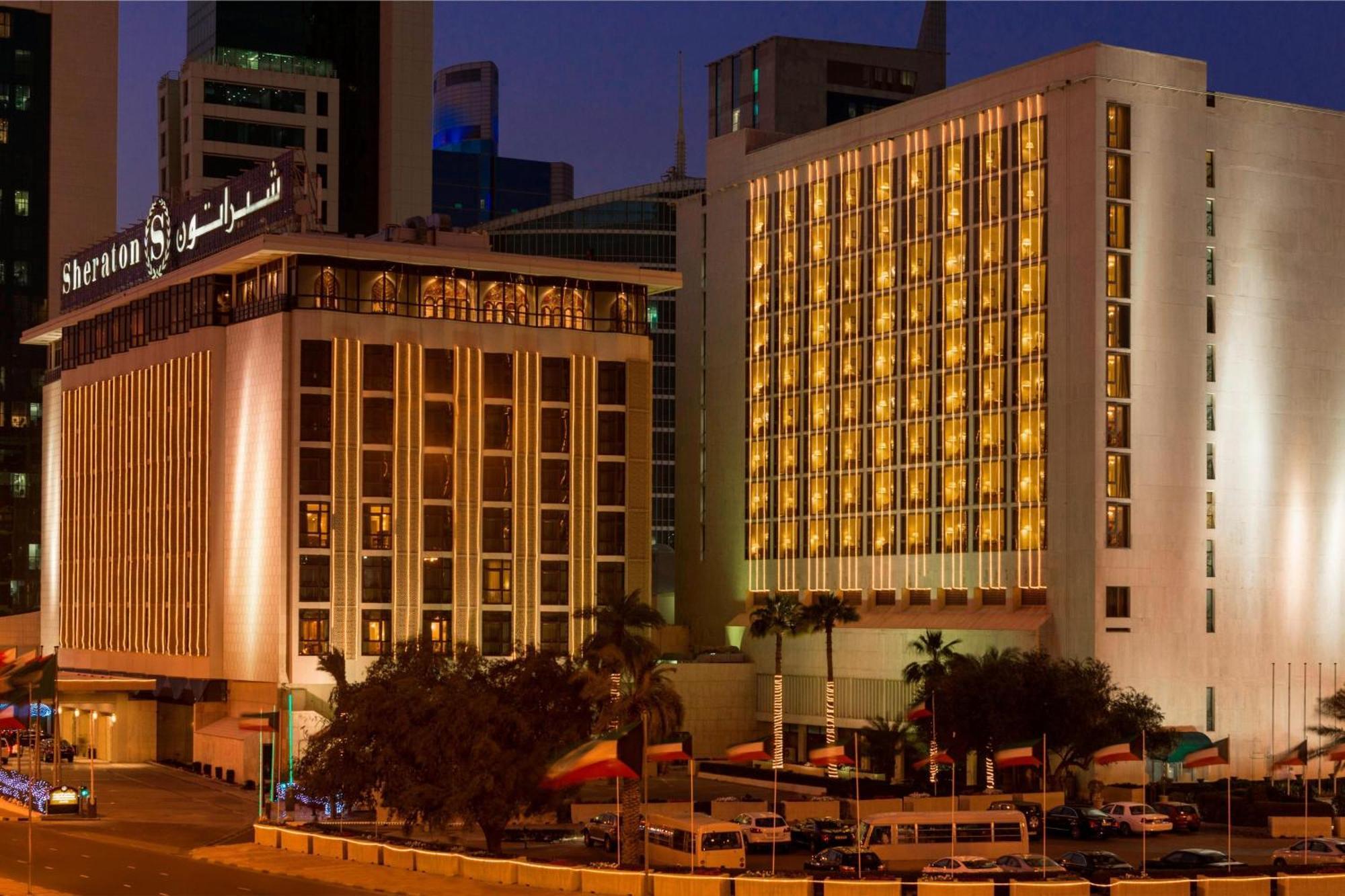 Sheraton Kuwait, A Luxury Collection Hotel, Kuwait City Exterior photo